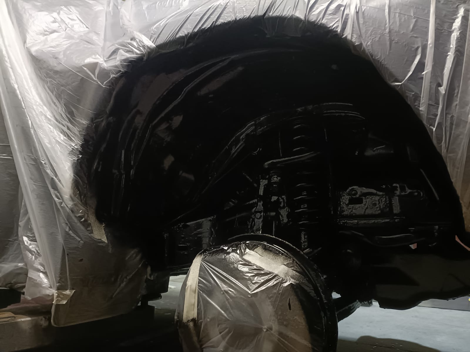 Underbody sealant applied to inner wing